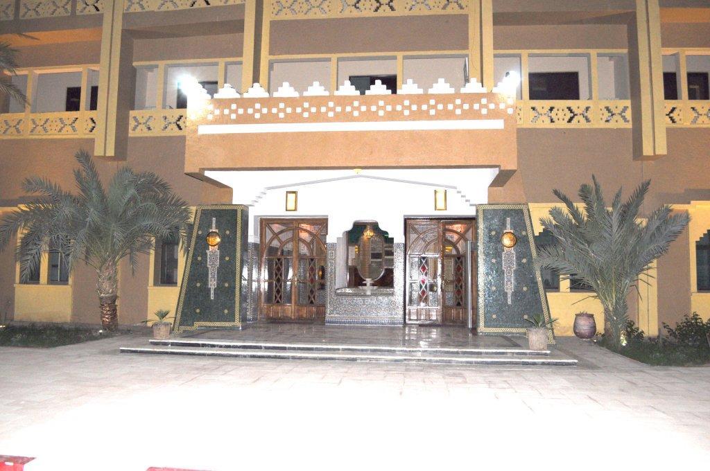 El Ati Hotel Ерфуд Екстериор снимка