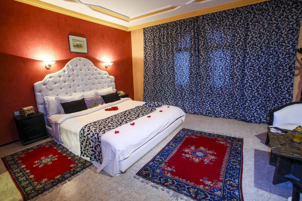 El Ati Hotel Ерфуд Екстериор снимка