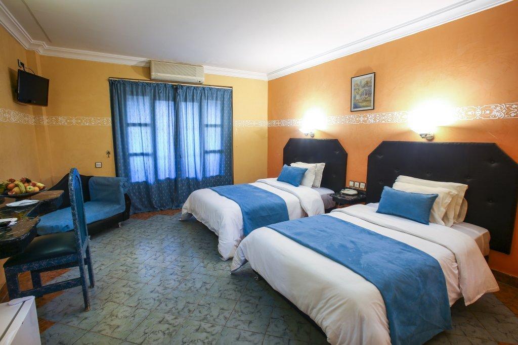 El Ati Hotel Ерфуд Екстериор снимка