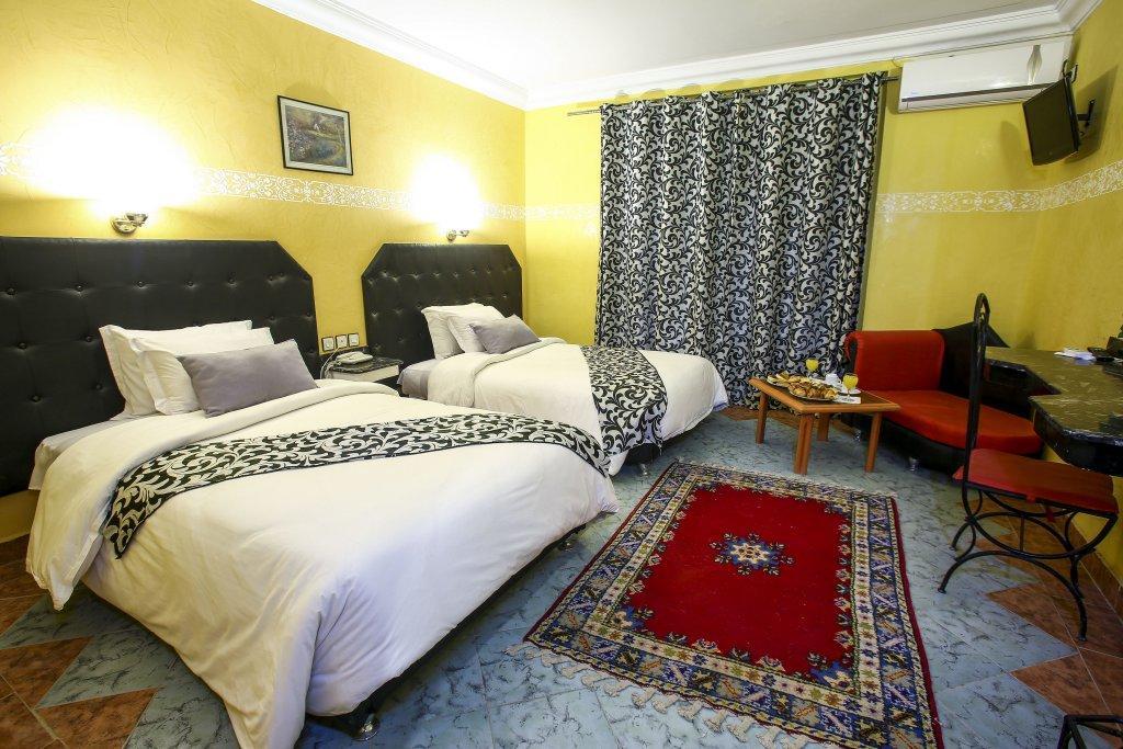 El Ati Hotel Ерфуд Екстериор снимка