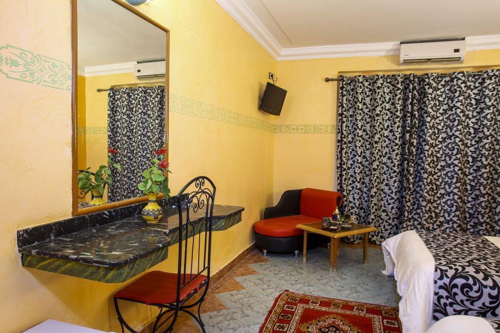 El Ati Hotel Ерфуд Екстериор снимка